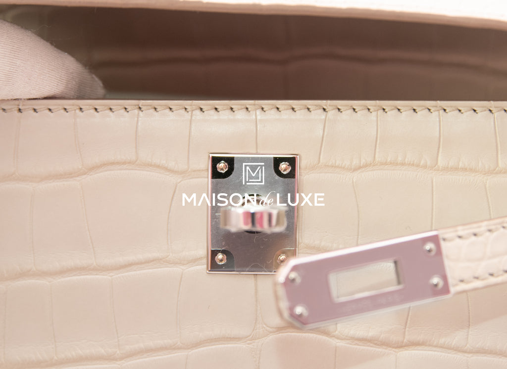 Hermes Pink Rose Sheherazade Crocodile Mini Kelly Pochette Clutch Bag –  MAISON de LUXE