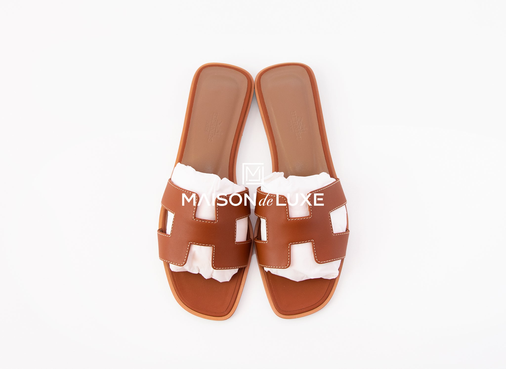 Oran Hermès (Rouge H)  Girly shoes, Hermes shoes, Fashion slippers