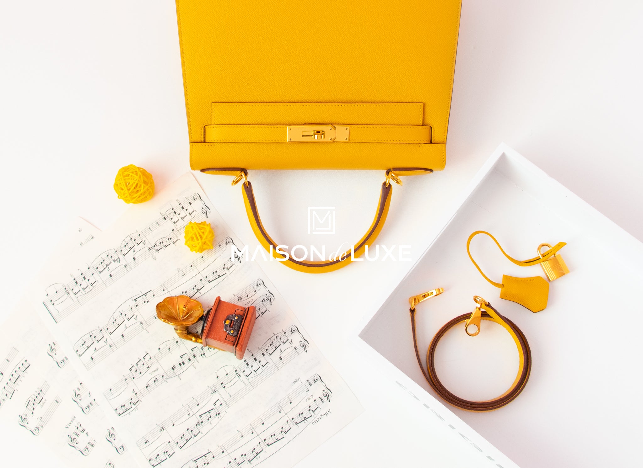 Hermes Gold / Jaune Ambre Kelly Sellier 28 PHW at 1stDibs