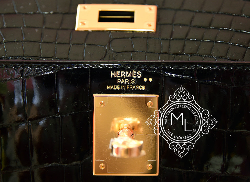 Hermès Kelly 28 Noir (Black) Sellier Ostrich Gold Hardware GHW