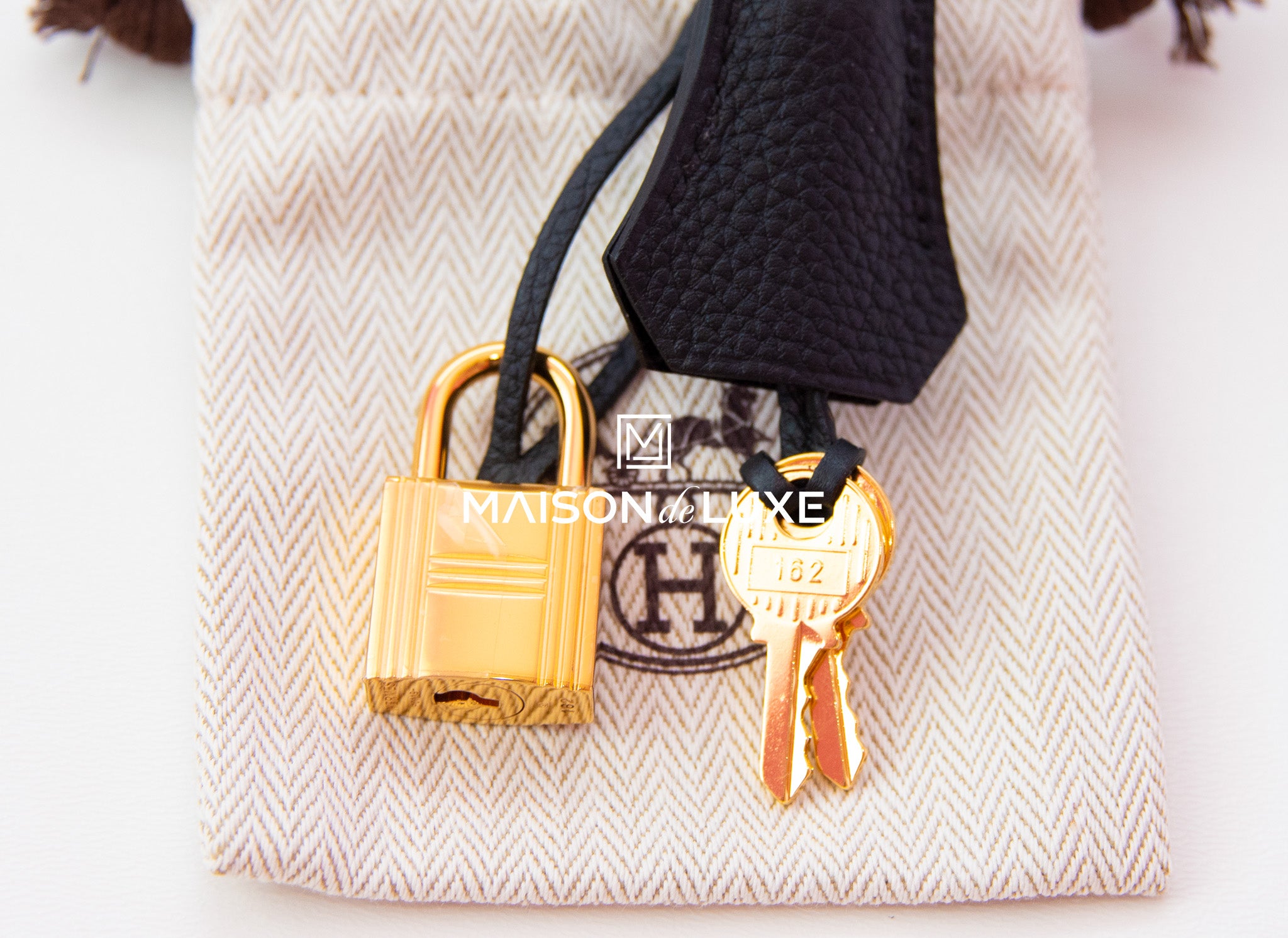 Hermes Noir Black Togo Gold Hardware Birkin 25 Handbag Bag Tote – MAISON de  LUXE