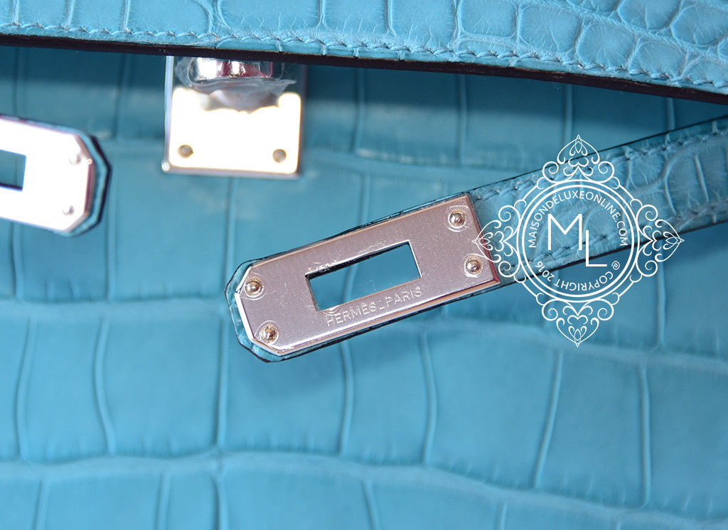 Hermes Blue Saint CYR Matte Crocodile Kelly 25 Handbag - MAISON de LUXE