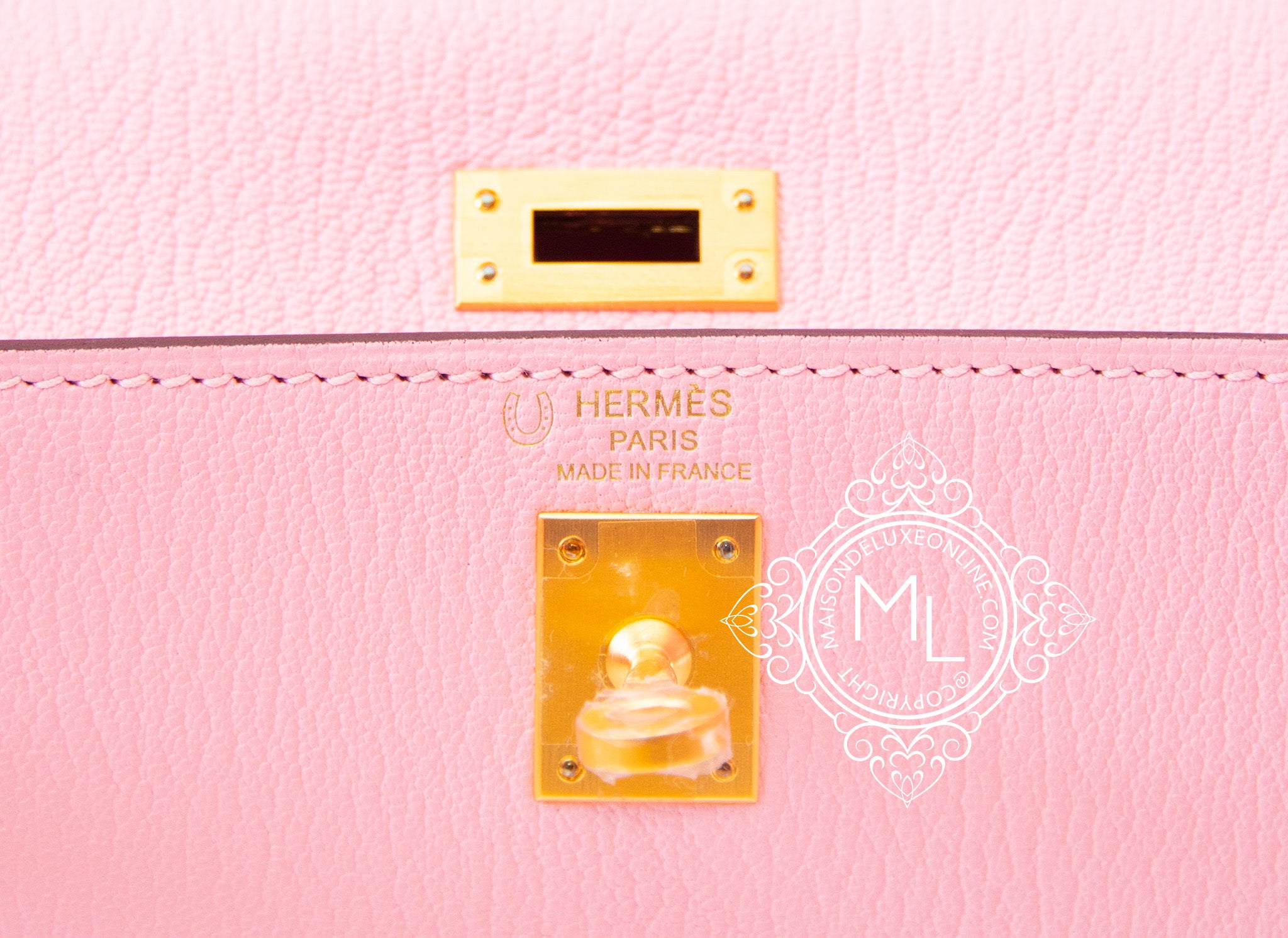 Hermès Kelly Handbag in the color Rose Sakura, Sallier, Epsom Leather.