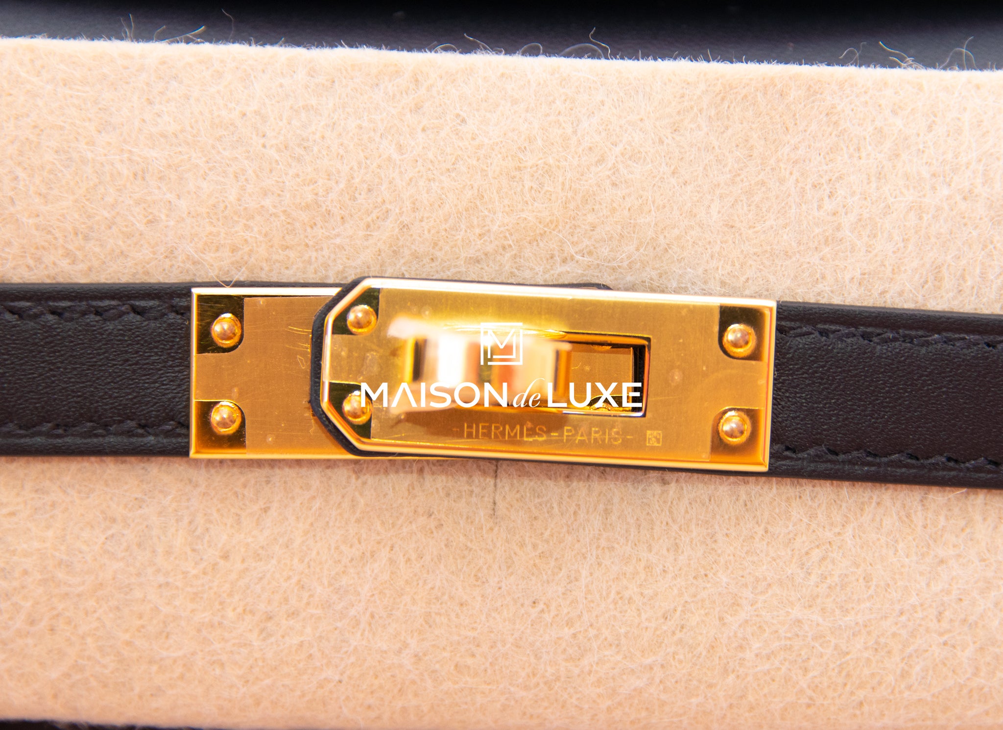 Hermes Noir Black Swift PHW Kelly Pochette Clutch Bag Handbag – MAISON de  LUXE