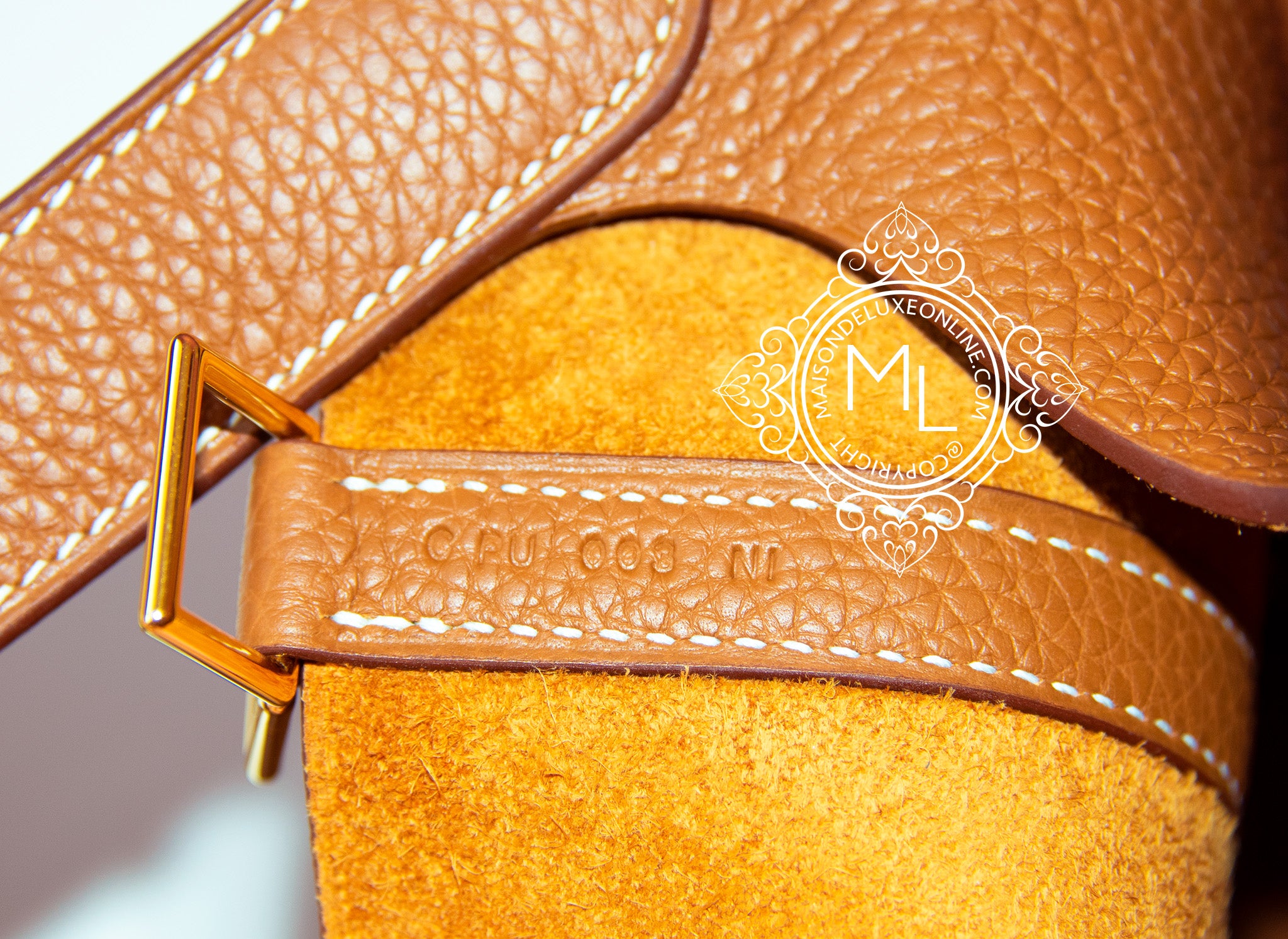Authenticated Hermes Clemence Picotin 22 Orange Calf Leather Handbag
