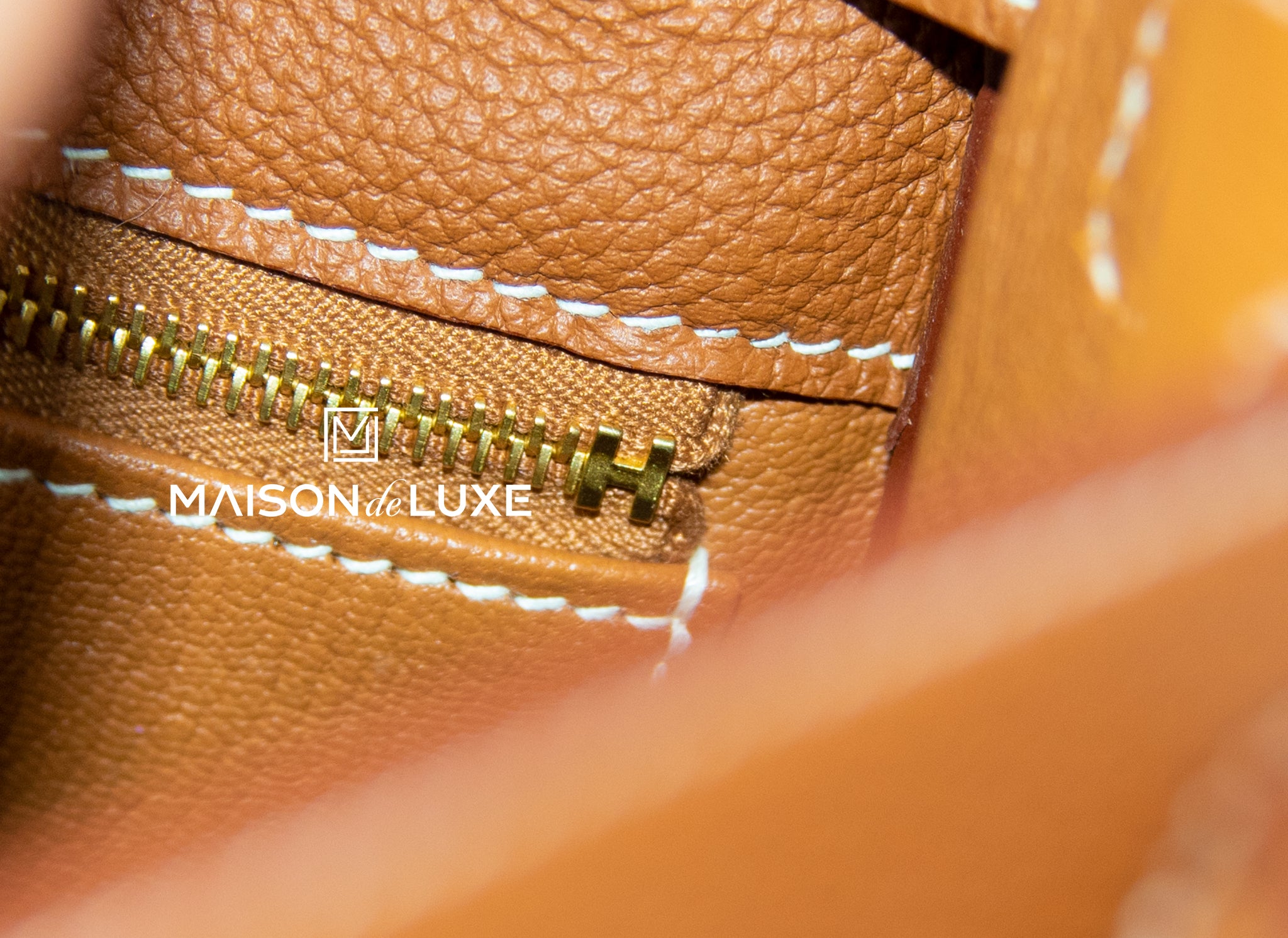 Kelly 28 leather handbag Hermès Brown in Leather - 18783783