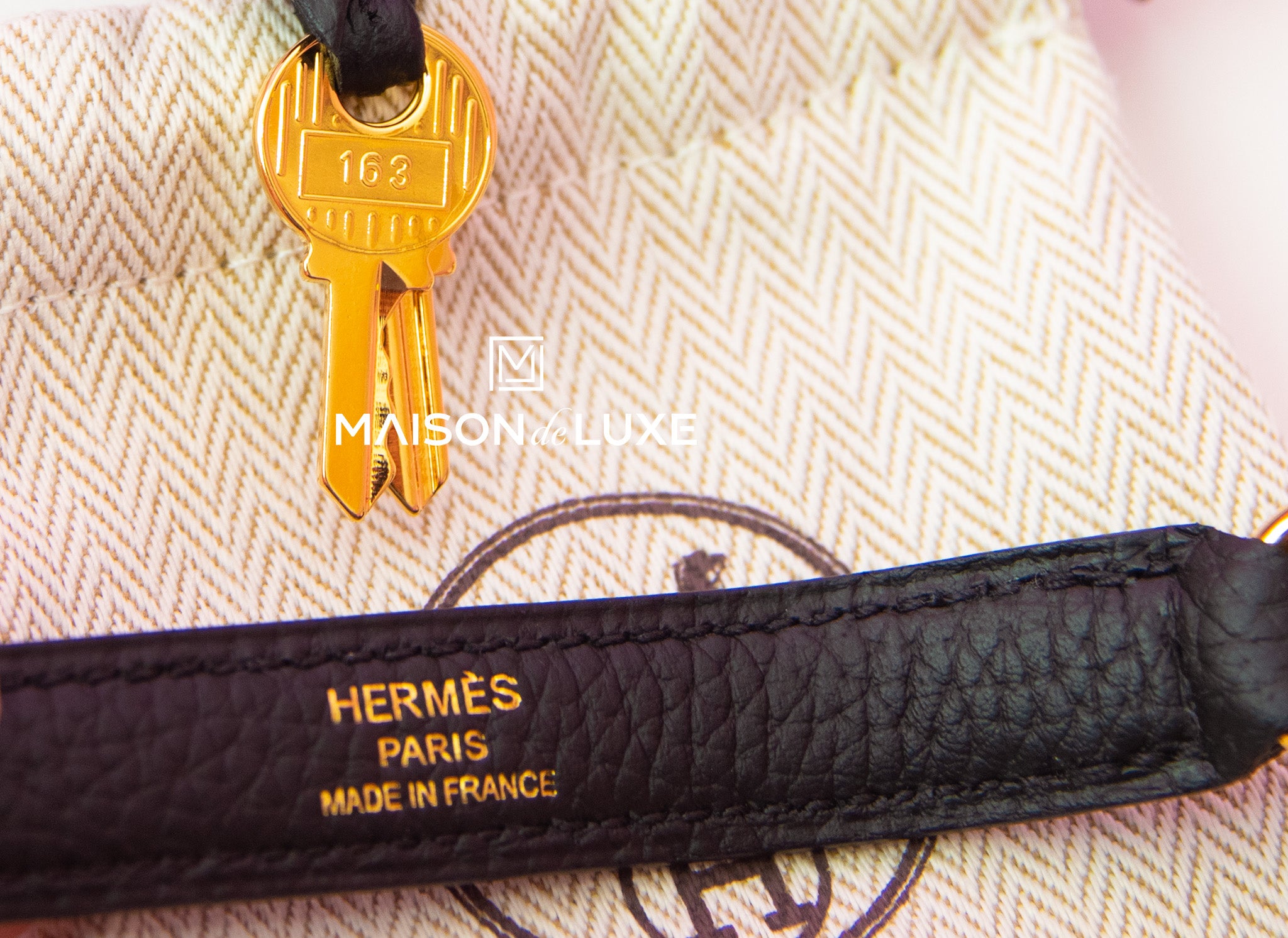 Hermès Kelly 25 Noir (Black) Togo Palladium Hardware PHW — The