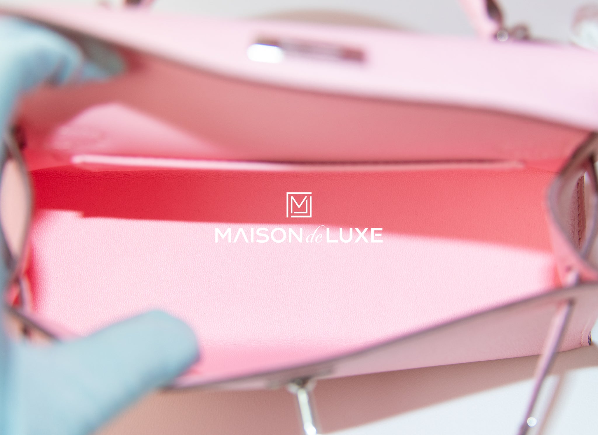 Hermès Mini Kelly 20 Rose Sakura Chèvre With Silver Hardware - AG Concierge  Fzco