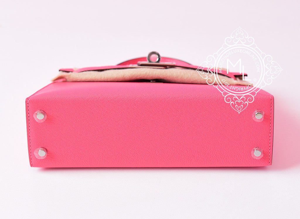 Hermes Mini Kelly II 20 Rose Sakura & Gris Perle Chèvre Gold Hardware Bag –  MAISON de LUXE