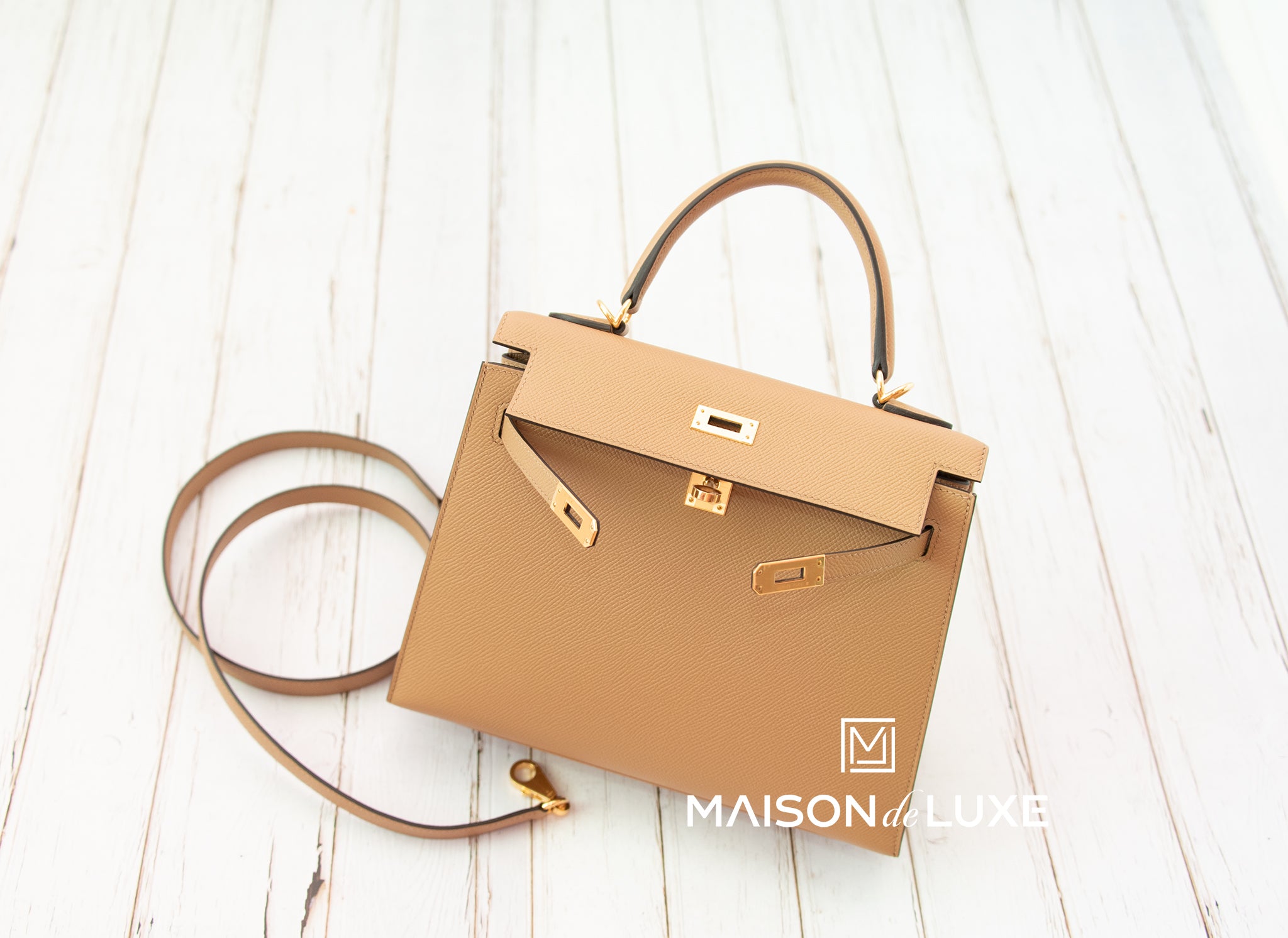 Hermès Kelly 25 Chai Epsom With Gold Hardware - AG Concierge Fzco
