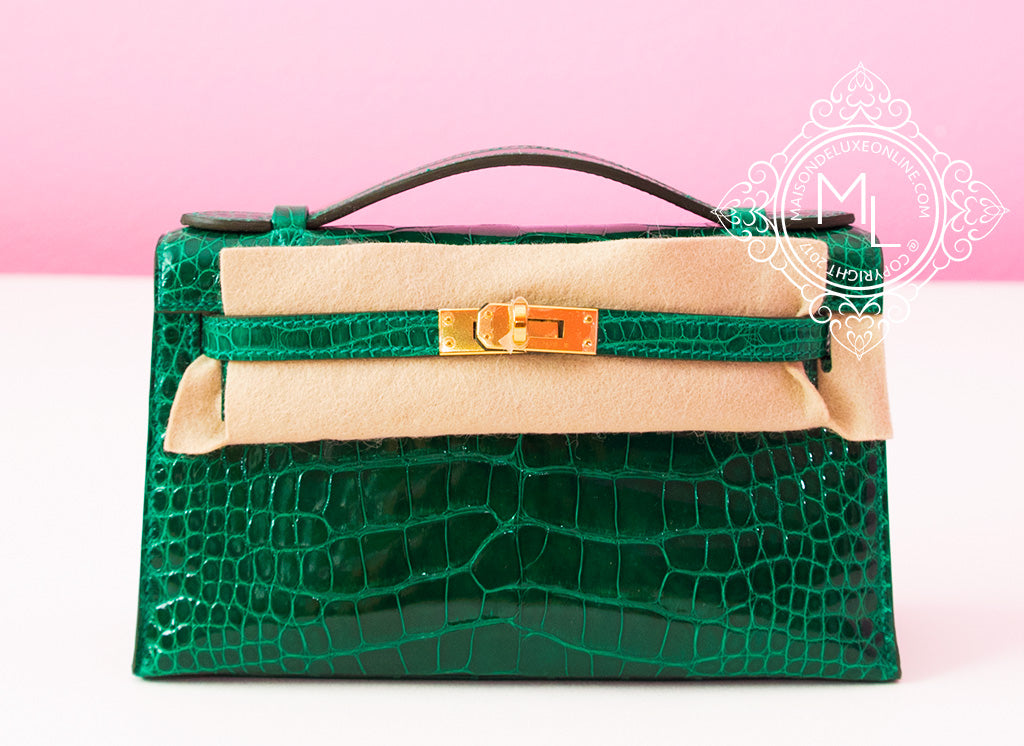 Hermes Kelly Pochette Exotic Green Shiny Pelouse Alligator PHW Handbag in  Box