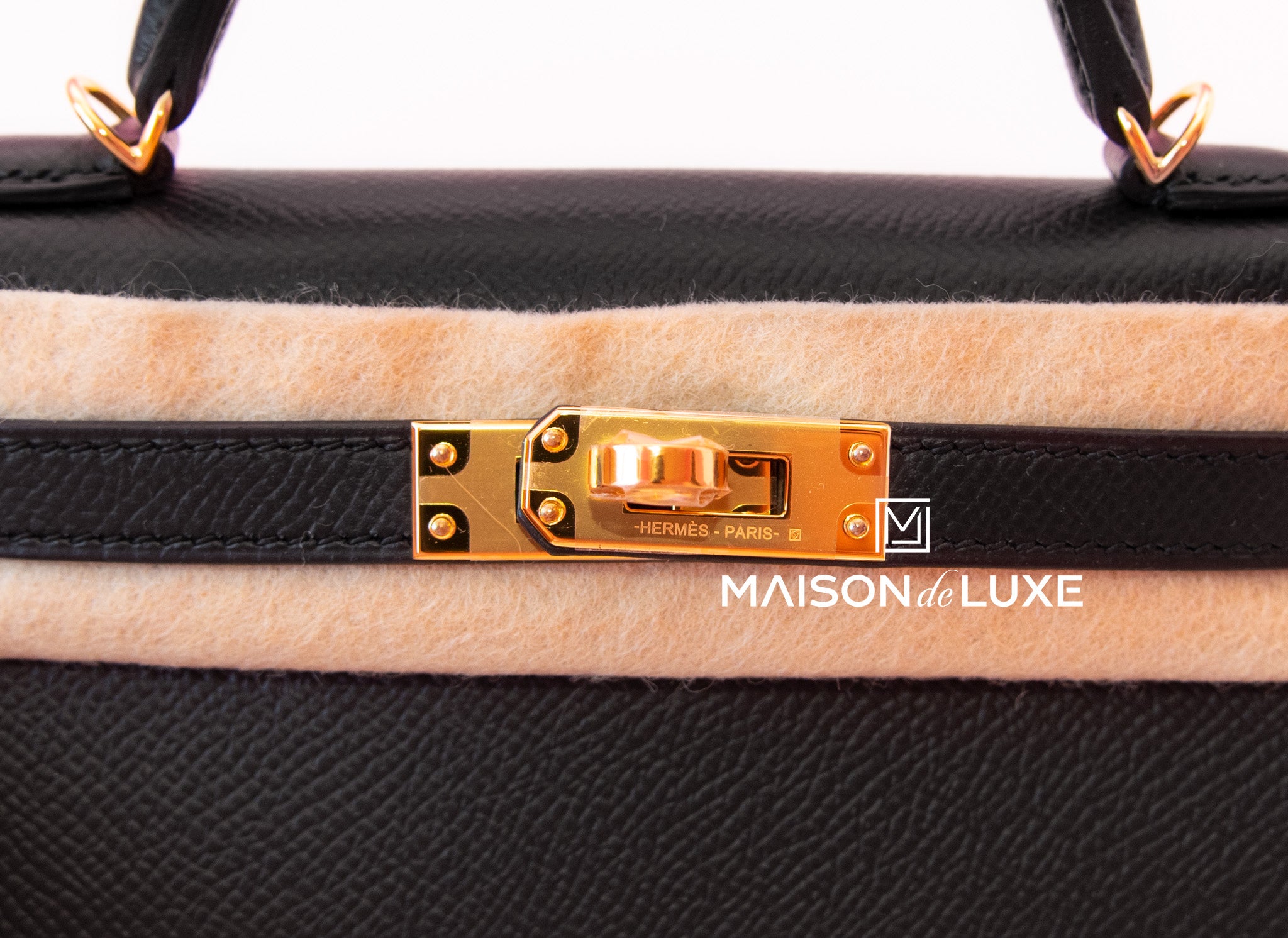 Hermes Chai 0M Epsom Mini Kelly II 20 cm Bag Pochette Clutch – MAISON de  LUXE